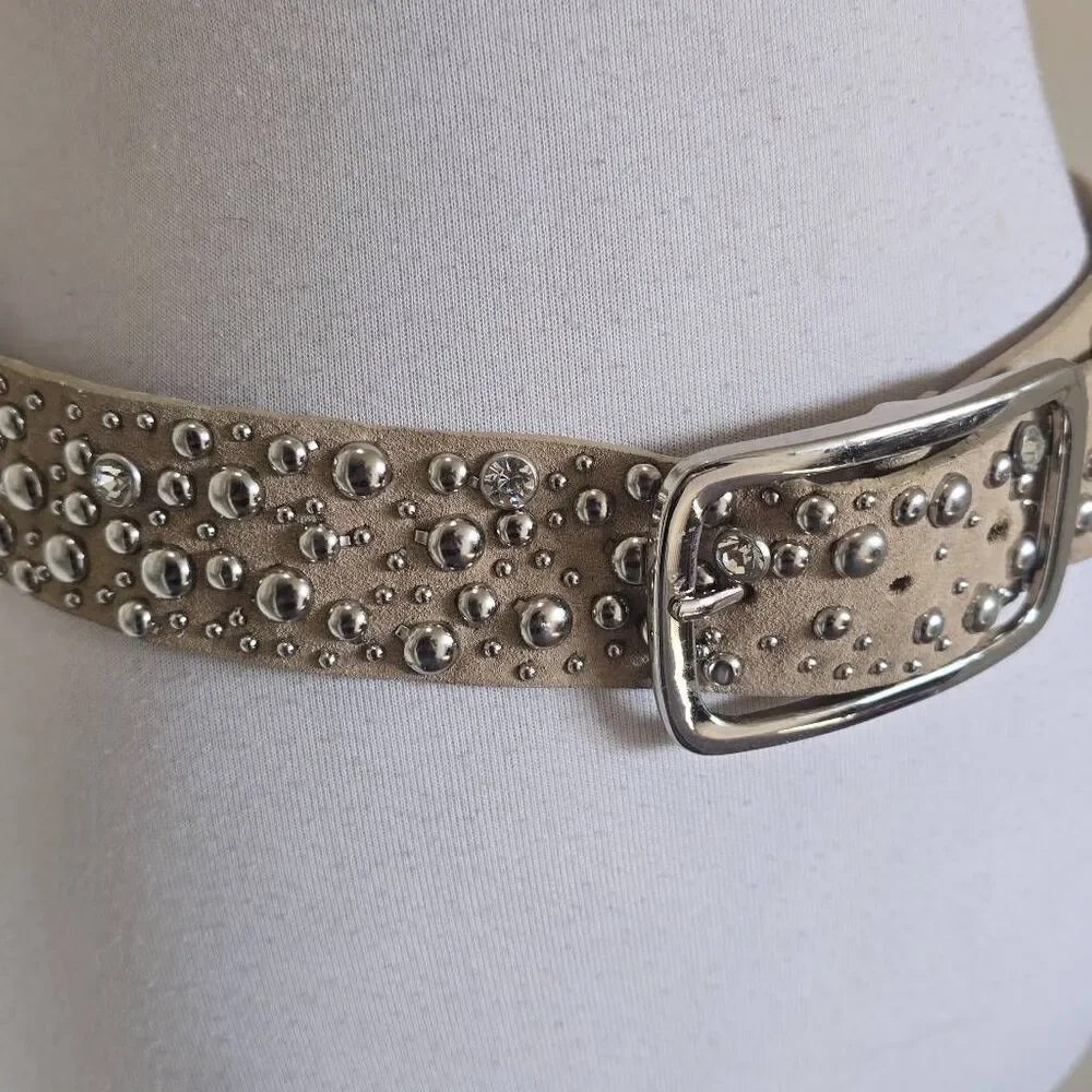 GUESS Vtg Y2K Genuine Suede RHINESTONE SILVER STUDDED Wmn 1.5